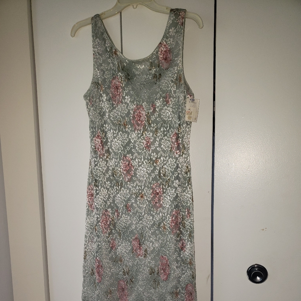Lace cocktail dress